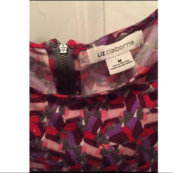 Size medium purple red pink long sleeve shirt top - Picture 3 of 3